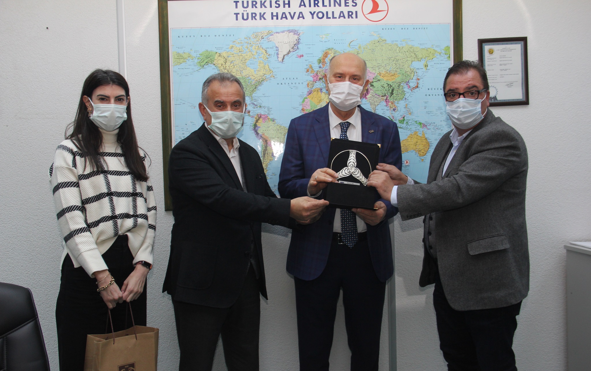 Trabzon Ticaret Borsası fındık ihraç rekortmenlerini ödüllendirdi