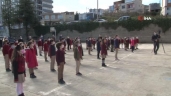 Trabzon’da öğrencilere kolbastı eşliğinde sınıflarına girdi