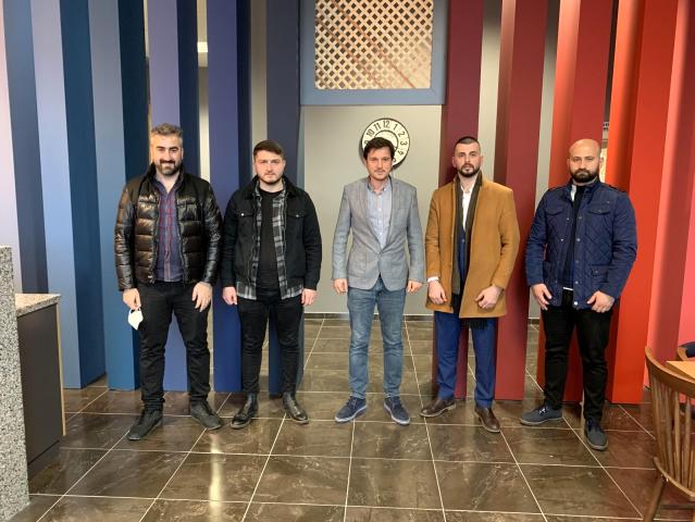 Trabzonspor taraftarlarından TSYD Trabzon Şubesi’ne ziyaret