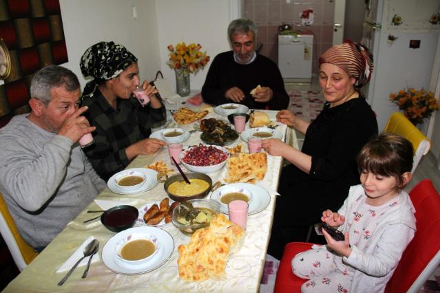 Doğu Karadeniz insanının vazgeçilmezi ‘kara lahana’ iftarların da gözdesi