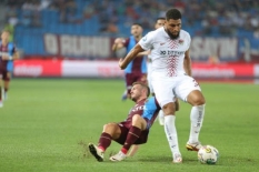Trabzonspor’un kanat oyuncusu Visca’nın kolu kırıldı