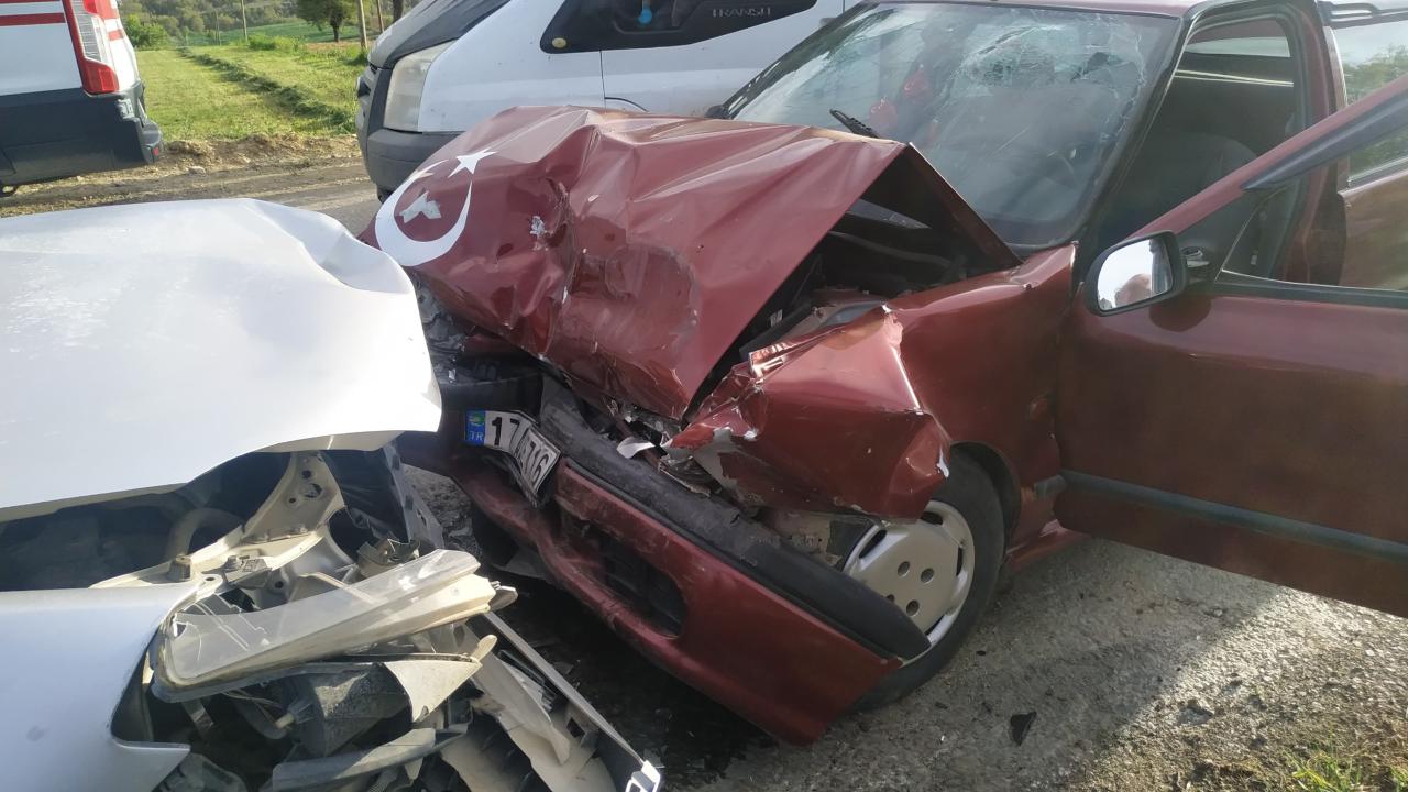 Samsun’da Otomobil Çarpışması: 8 Yaralı