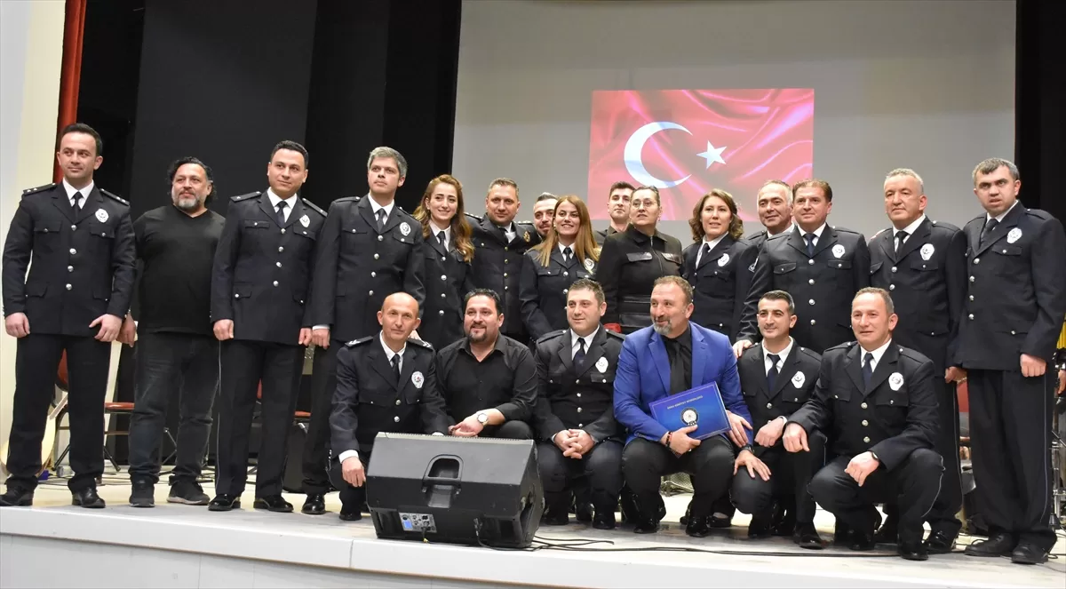Ordu’da Emniyet Personeli Türk Polis Teşkilatı’nın Kuruluş Yıl Dönümünde Müzik Dinletisi Sundu