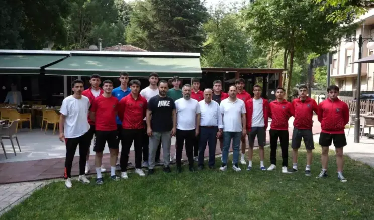 Düzce Genç Erkek Voleybol Takımı, Türkiye Finalleri’ne Uğurlandı