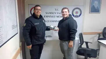 Kaybolan Cüzdan Sahibine Ulaşıldı