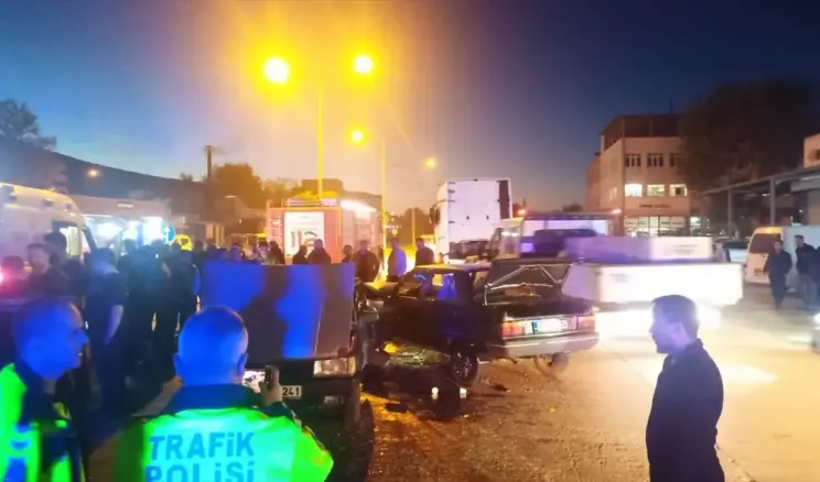 Tekkeköy’de Trafik Kazası: 1 Ağır Yaralı