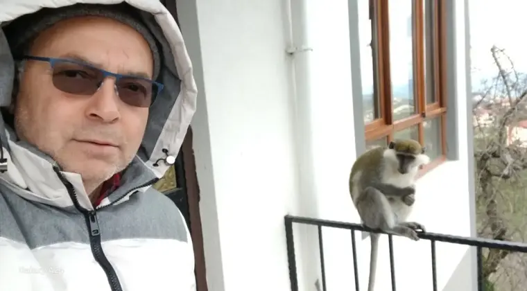 Giresun’da Kaçan Maymun, Evdeki Adamla Oynadı