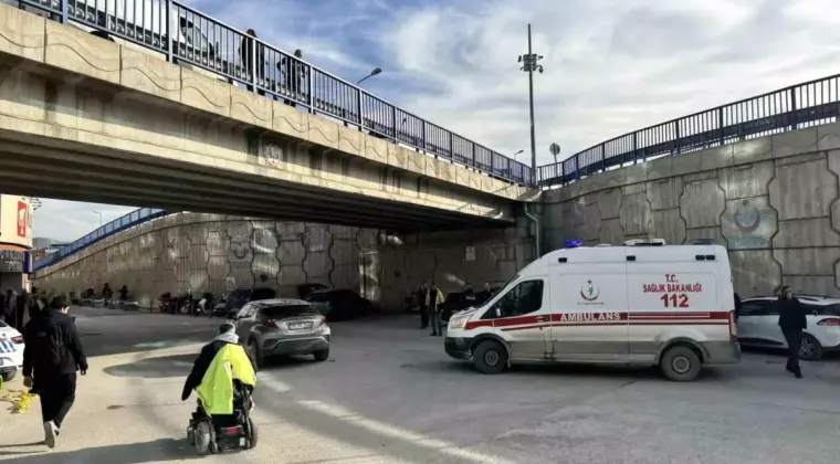 Köprüde can pazarı! Tutunamayınca yere düştü